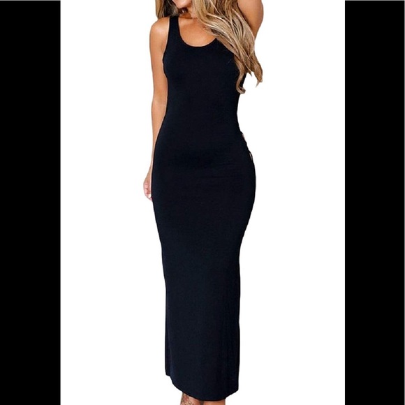 NWOT - Sexy backless black maxi dress - Large 🔥🔥 - Picture 2 of 4